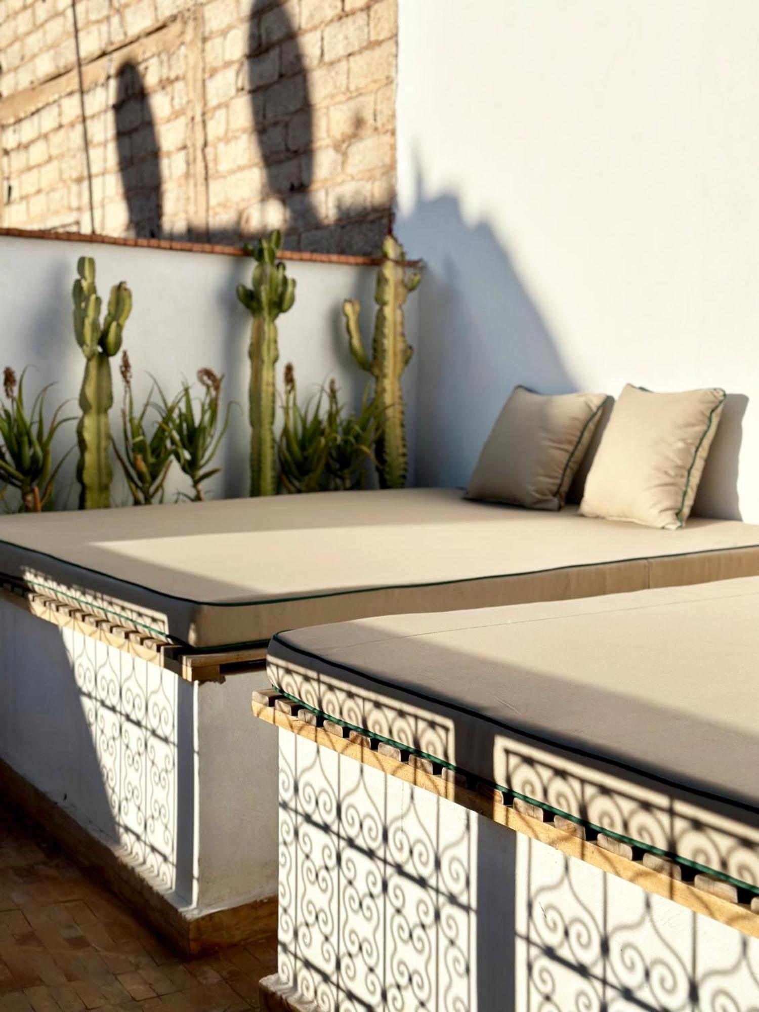 Вилла Riad De L'O / Serene Designer Oasis ~ Pool ~ Rooftop Марракеш Экстерьер фото